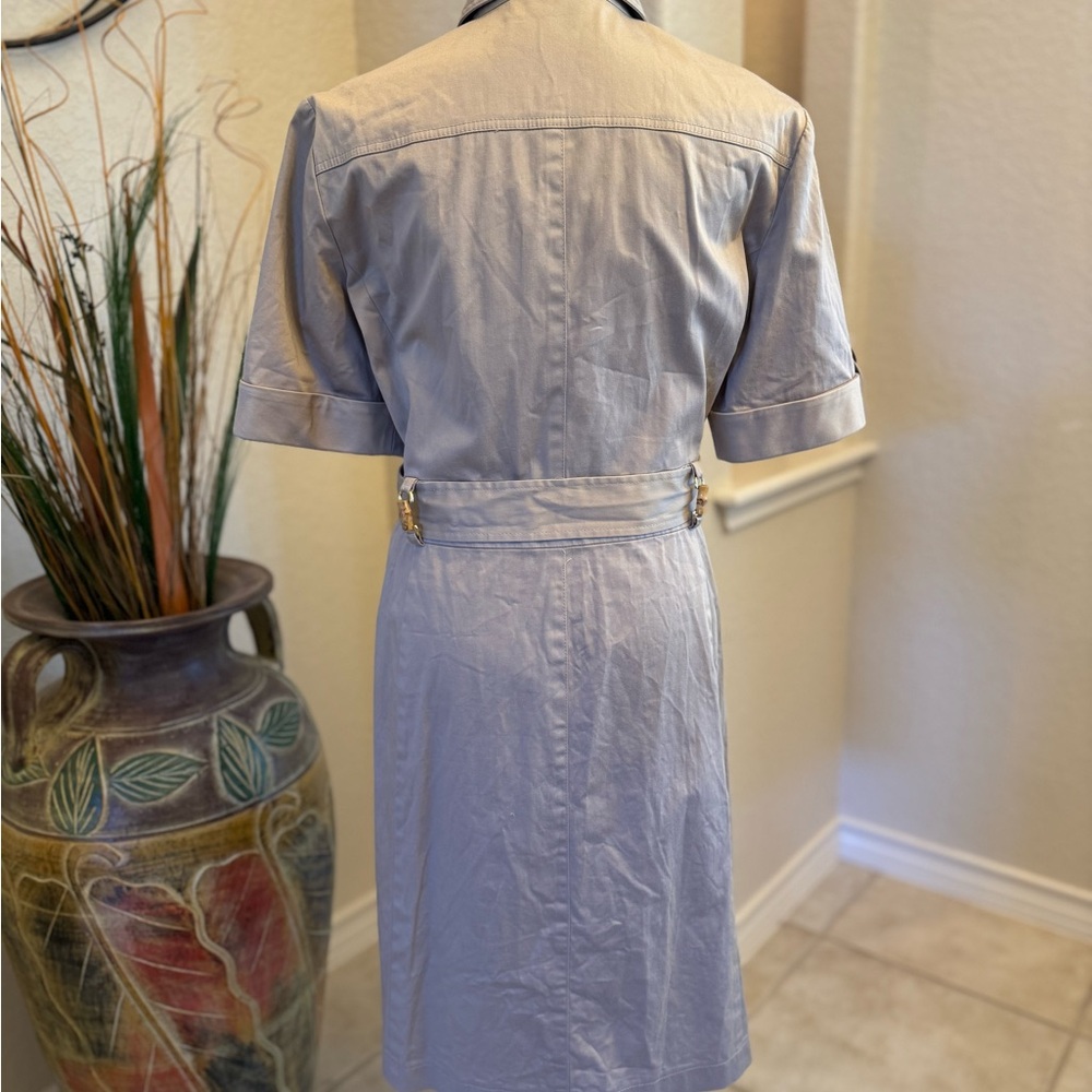 Tahari ASL Khaki colored short sleeve trench dress Size 8 - Picture 2 of 6